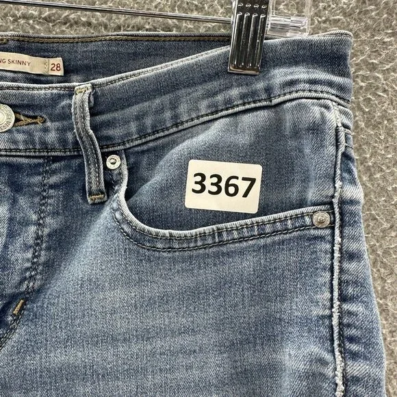 Levi's Women's Skinny Jeans - Light Blue - Picture 16 of 16